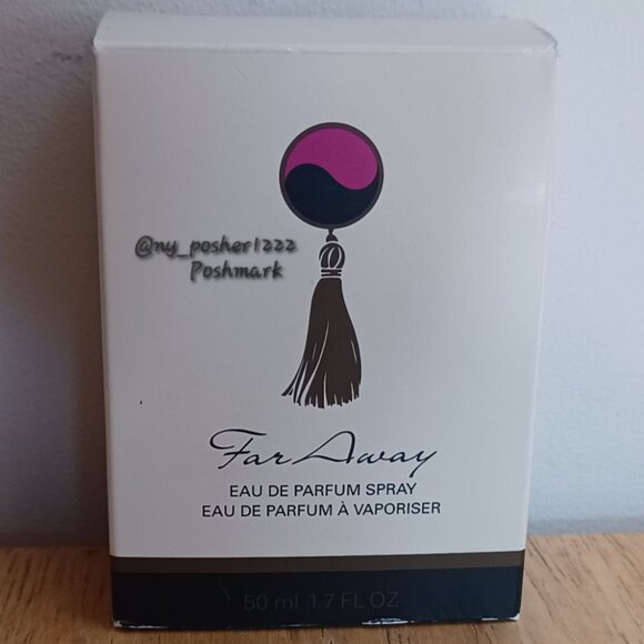 *𝓥𝓲𝓷𝓽𝓪𝓰𝓮 AVON 𝓕𝓪𝓻 𝓐𝔀𝓪𝔂 Eau de Parfum Spray for Women 1.7 fl oz. ⚫ - Picture 5 of 7